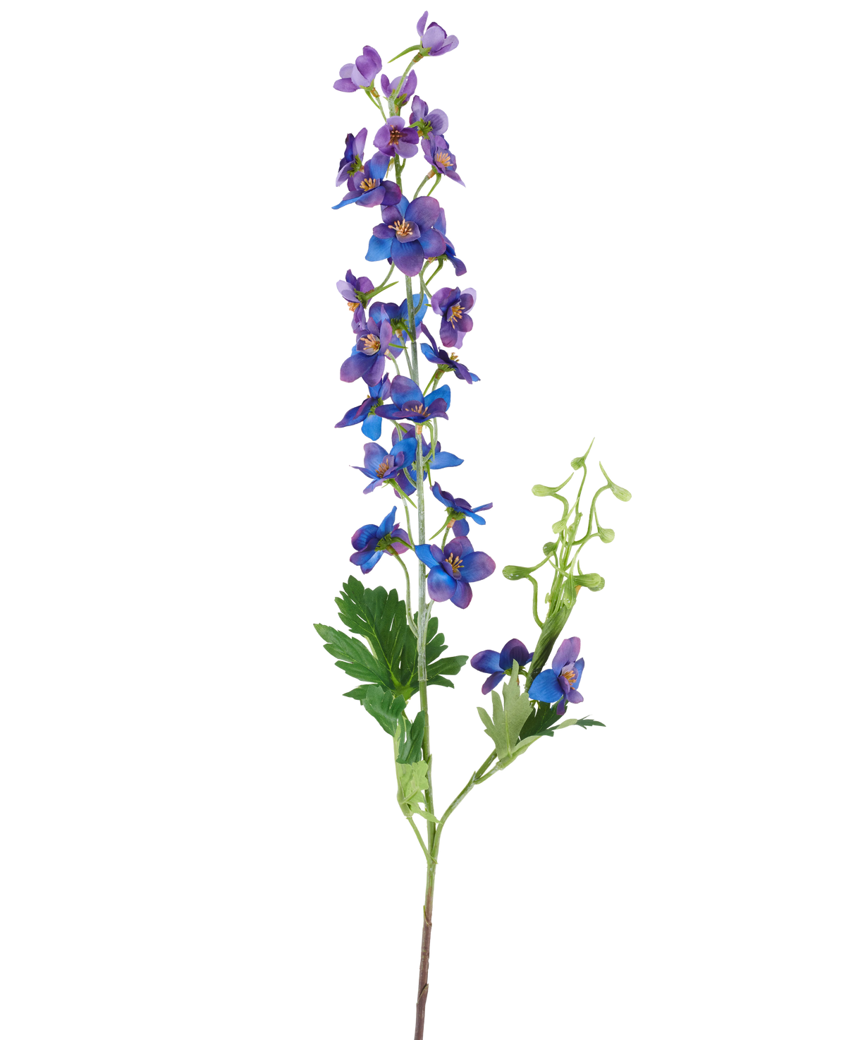 Een enkele hoge Kunstbloem Delphinium van 79 cm met een paarse steel, voorzien van kleine, levendige paarse en blauwe bloemen en groene bladeren tegen een effen witte achtergrond.