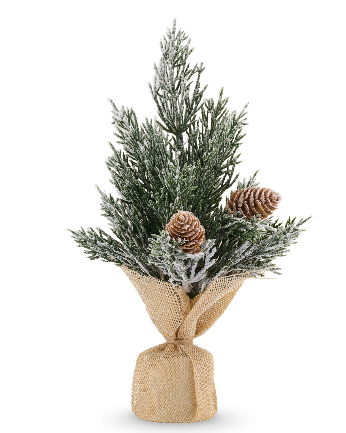 Kleine, compacte kunstkerstboom mini Solberg van 24 cm met besneeuwde takken en twee dennenappels, aan de voet omwikkeld met jute.