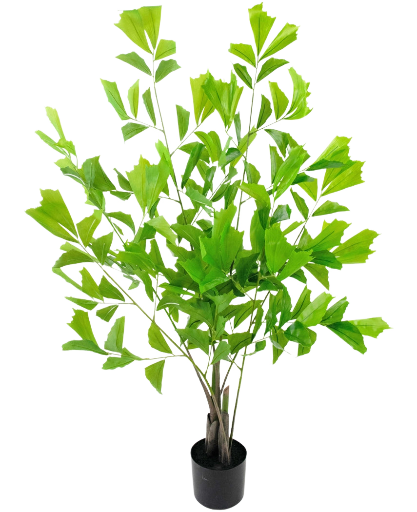 De Kunstplant Fishtailpalm 120 cm heeft meerdere lange, slanke stelen met heldergroene, waaiervormige bladeren tegen een effen witte achtergrond.