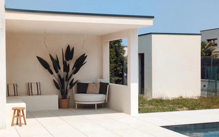 Tropische vibes in je eigen tuin met onze Kunstplant Heliconia 210 cm.