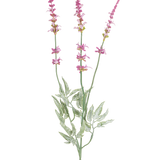 De Kunsttak Lavendel 66 cm paars heeft een enkele stengel met drie hoge, slanke aren van kleine paarse bloemen en meerdere groene, gekartelde bladeren tegen een witte achtergrond.