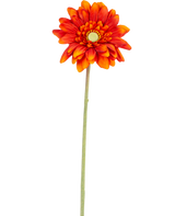 De Kunstbloem Gerbera mini 47 cm zacht oranje is een kunstmadeliefje met gelaagde bloemblaadjes, een geel hart en een lange groene steel, geïsoleerd weergegeven op een witte achtergrond.
