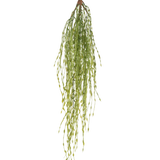 Een Kunst hangplant Gras 76 cm, een levensechte groene hangplant, voegt natuurlijke charme toe aan elke ruimte.