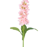 De Kunstbloem Violier 78 cm roze is een enkele kunstbloem lichtroze met meerdere kleine bloesems langs de rechtopstaande steel en groene bladeren, tegen een witte achtergrond.