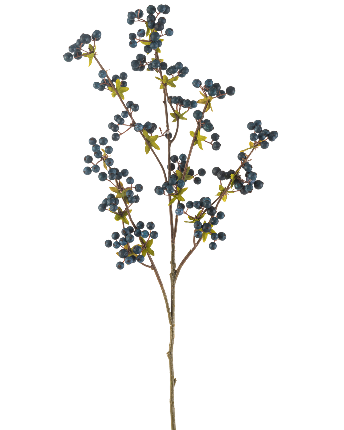 De Kunstbloem Bessen 104 cm donkerblauw is een enkele dunne tak met groene bladeren en trosjes kleine, ronde, donkerblauwe besjes, weergegeven op een effen witte achtergrond.