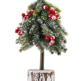 Mini-kunstkerstboom Fjella van 24 cm met besneeuwde naalden en rode bessen, gemonteerd op een cilindervormige houten voet.