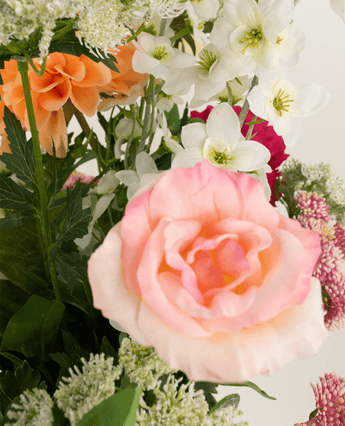 Zijden kunstbloemen boeket The Wild Bunch