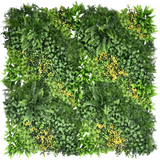 De Kunsthaag Limerence 100x100 cm UV is een vierkant verticaal tuinpaneel met dicht groen gebladerte en kleine gele bloemen, met gevarieerde bladvormen en texturen voor een weelderige, levendige look.