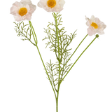 De Kunstrozenkraag Real Touch Wit/roze 50cm heeft drie lichtroze en witte kunstbloemen met gele hartjes en delicate groene blaadjes op lange stelen, prachtig weergegeven tegen een effen witte achtergrond.