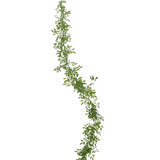 De Kunst slingerplant Bamboe 182 cm is een lange groene bladerenslinger met kleine takjes en blaadjes, verticaal hangend aan een metalen ring tegen een effen witte achtergrond.